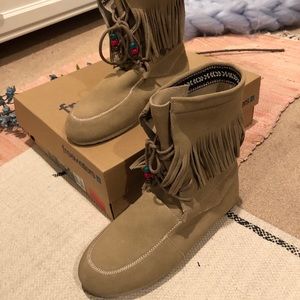 Tan Suede Freewater Fringe Songbird Boots 9